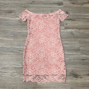 Elegant Dusty Rose Off-Shoulder Lace Mini Dress